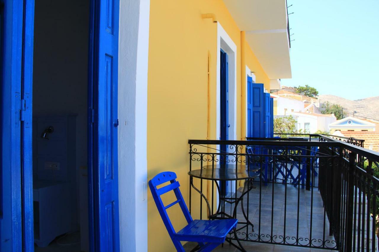 Hotel Fiona سيمي المظهر الخارجي الصورة